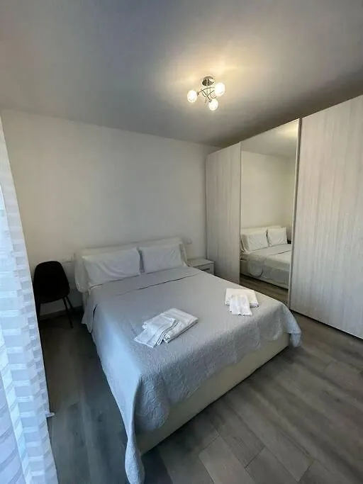 Apartament Da Rosa Mestre 0*,